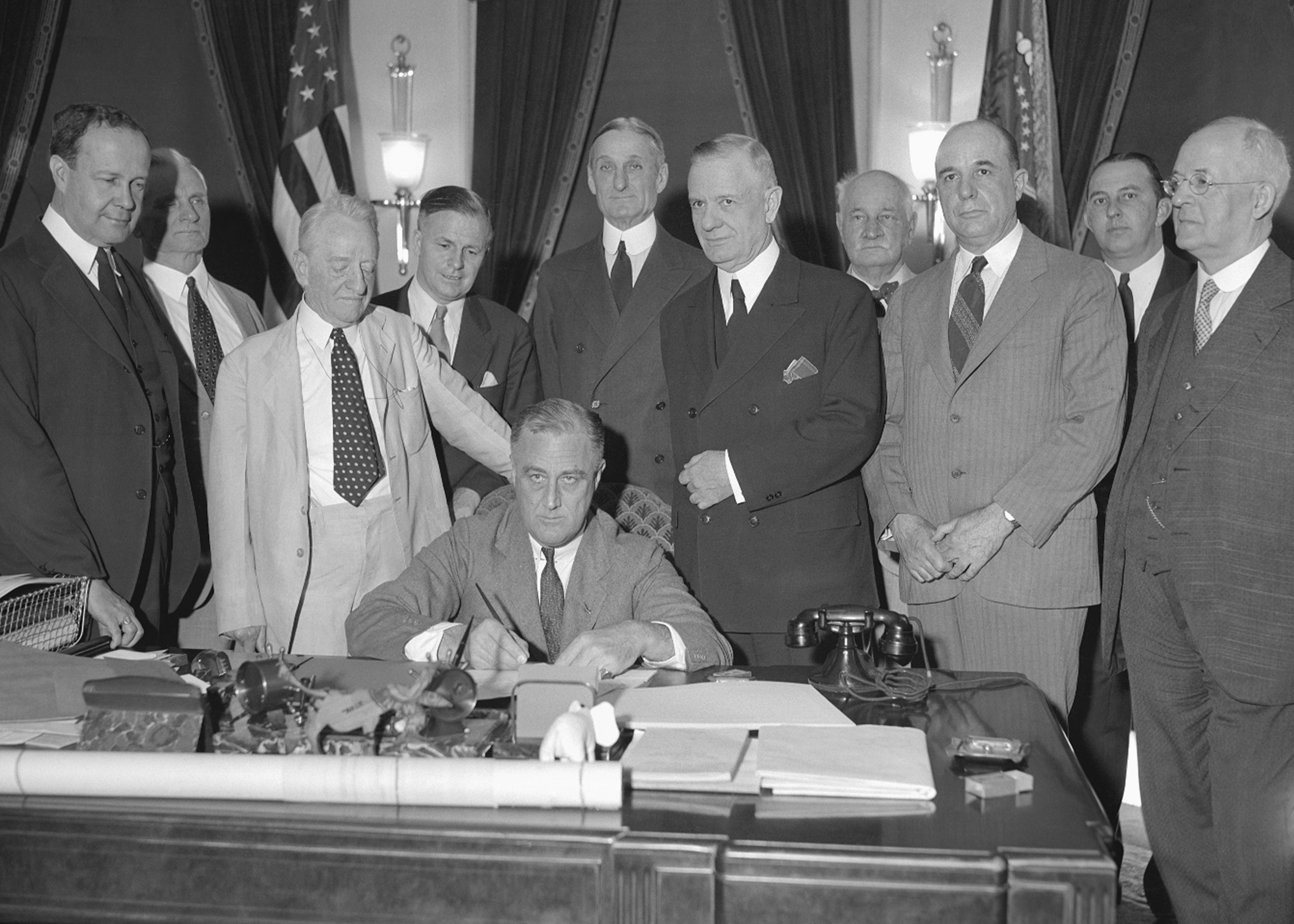 FDR signing REA 