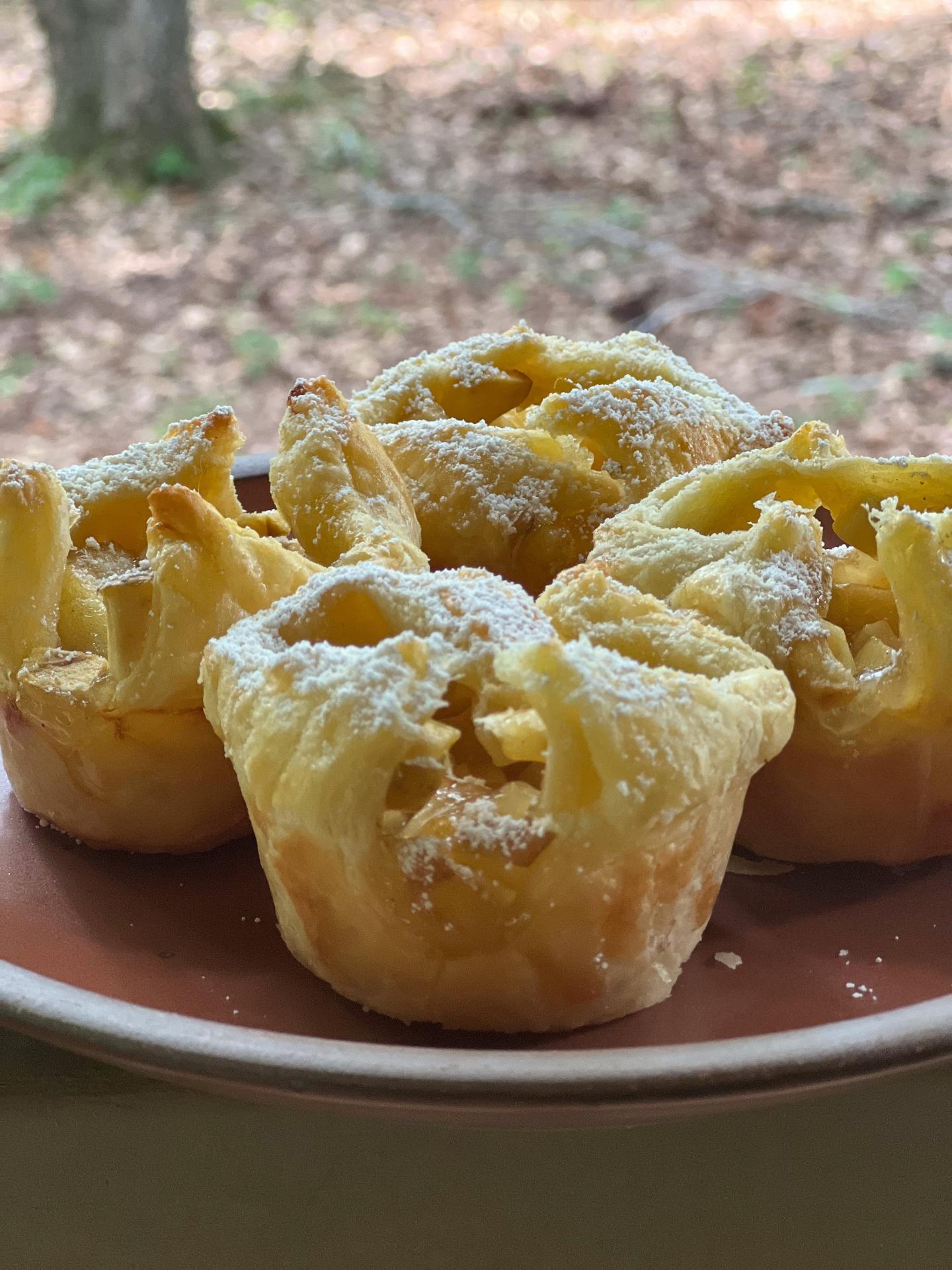 Mini Puff Pastry Apple Tarts